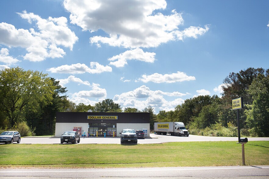 603 E Bridge St, New Lisbon, WI à vendre - Photo de l’immeuble – Image 3 sur 3