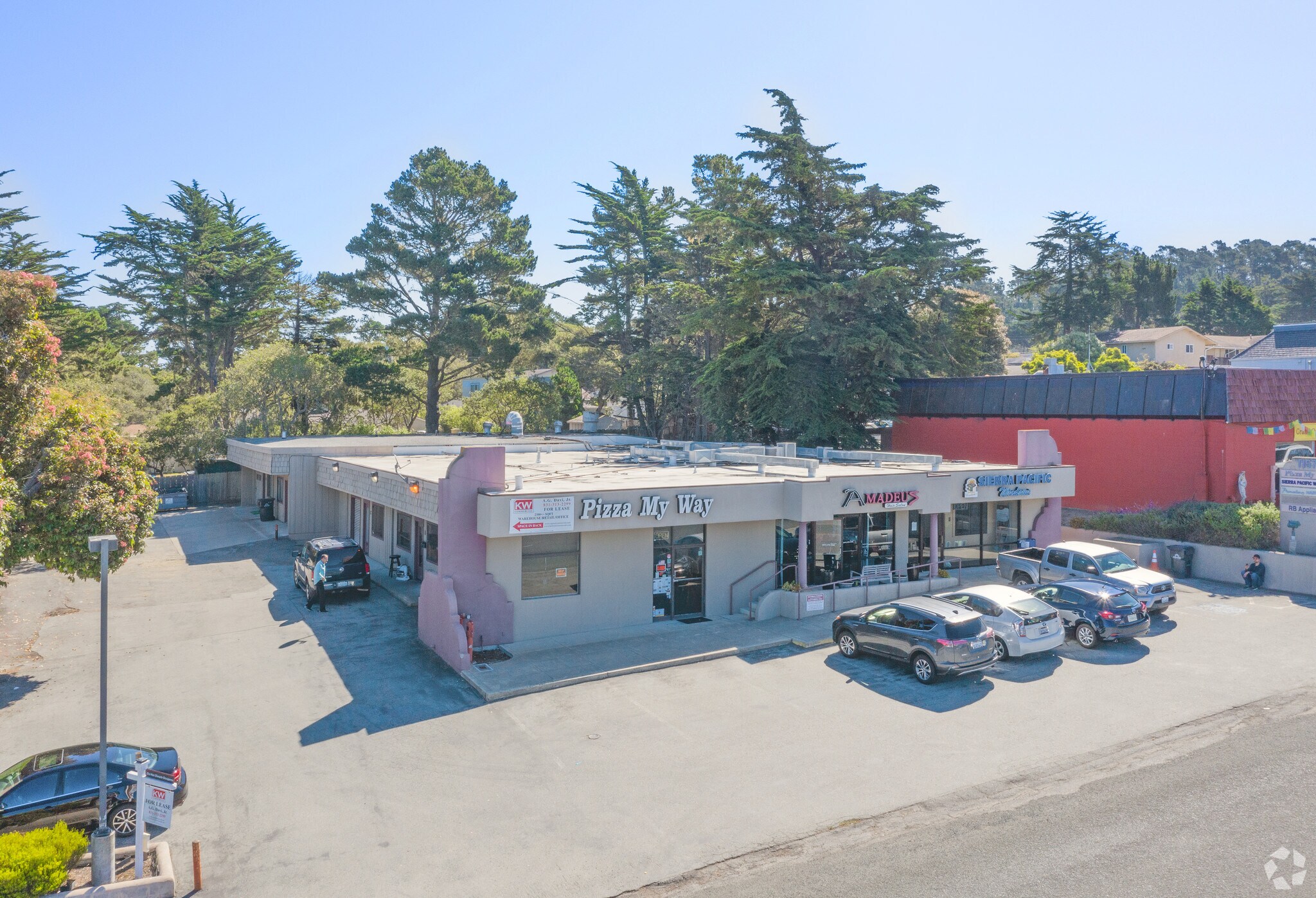 1157 Forest Ave, Pacific Grove, CA à vendre Photo principale– Image 1 sur 24