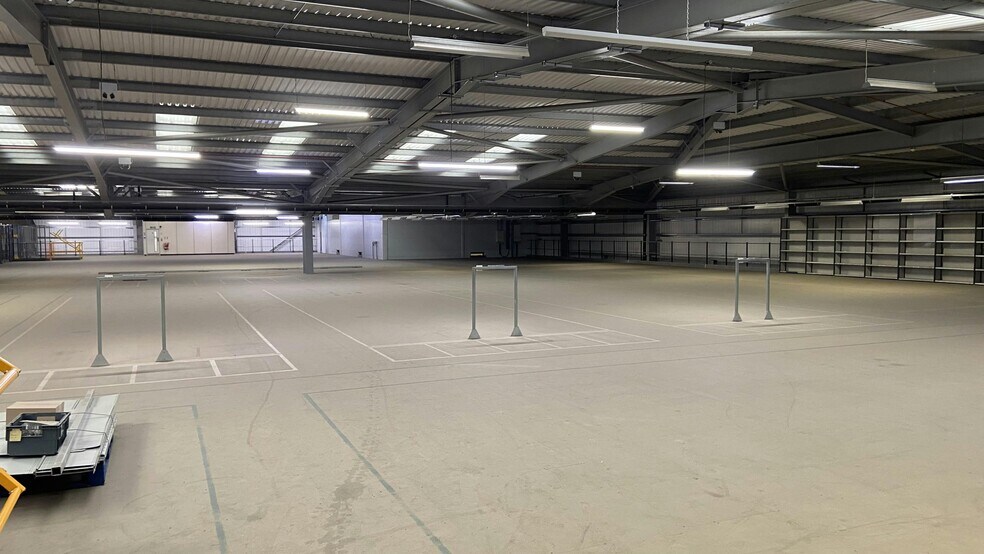 Pilgrims Walk, Coventry à louer - Photo de l’immeuble – Image 1 sur 5