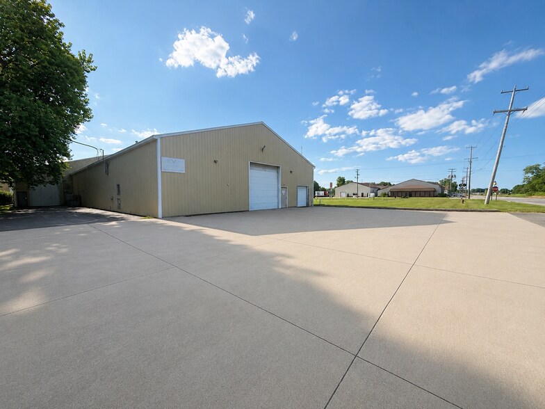 3233 Dove Rd, Port Huron, MI à vendre - Photo de l’immeuble – Image 2 sur 9