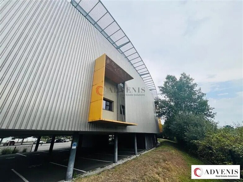 Bureau dans Mérignac à louer - Photo de l’immeuble – Image 2 sur 10