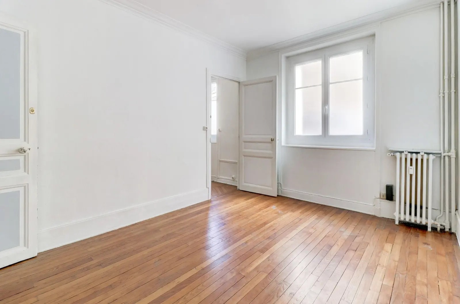 Bureau dans Issy-les-Moulineaux à vendre Photo intérieure– Image 1 sur 10