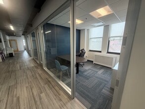 2 Broad St, Bloomfield, NJ à louer Photo intérieure– Image 2 sur 4