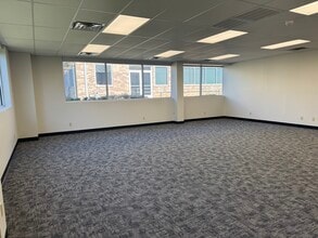 1005 Beau Terre Dr, Bentonville, AR à louer Photo intérieure– Image 2 sur 16