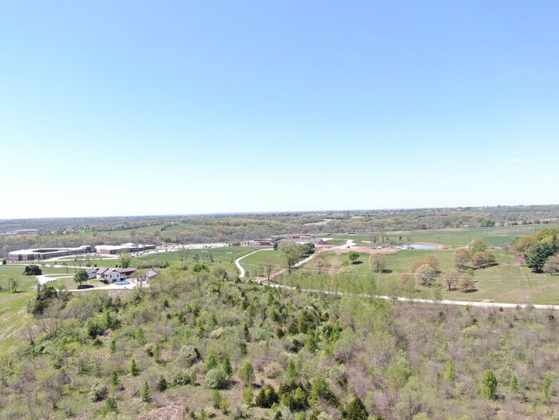 811 4H Rd, Lansing, KS à vendre - Photo de l’immeuble – Image 2 sur 7