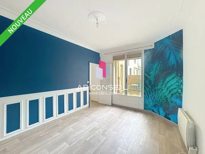 Bureau dans Saint-Germain-en-Laye à vendre - Photo de l’immeuble – Image 1 sur 5