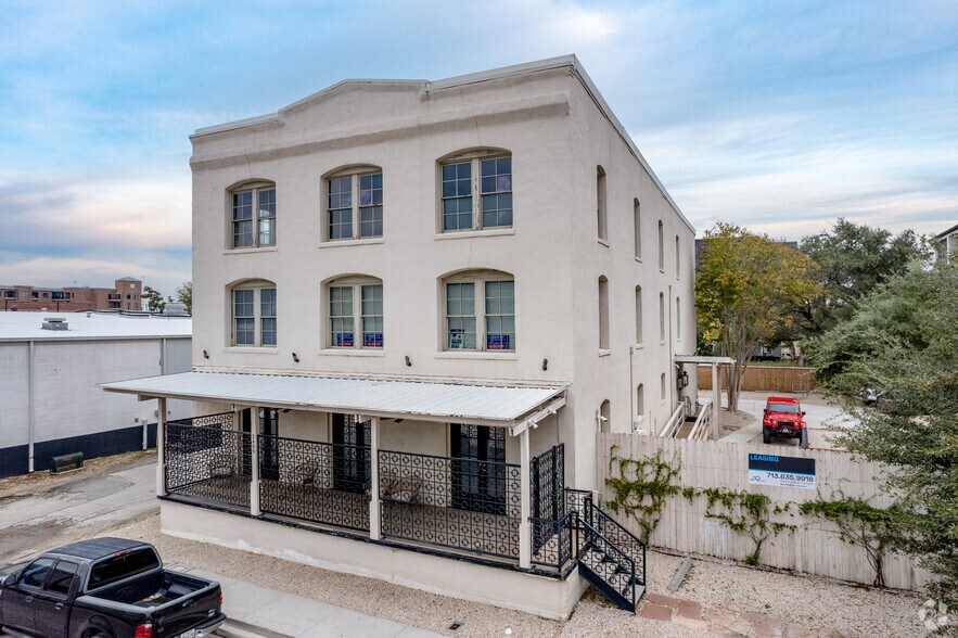 2409 Commerce St, Houston, TX à louer - Photo principale – Image 2 sur 60
