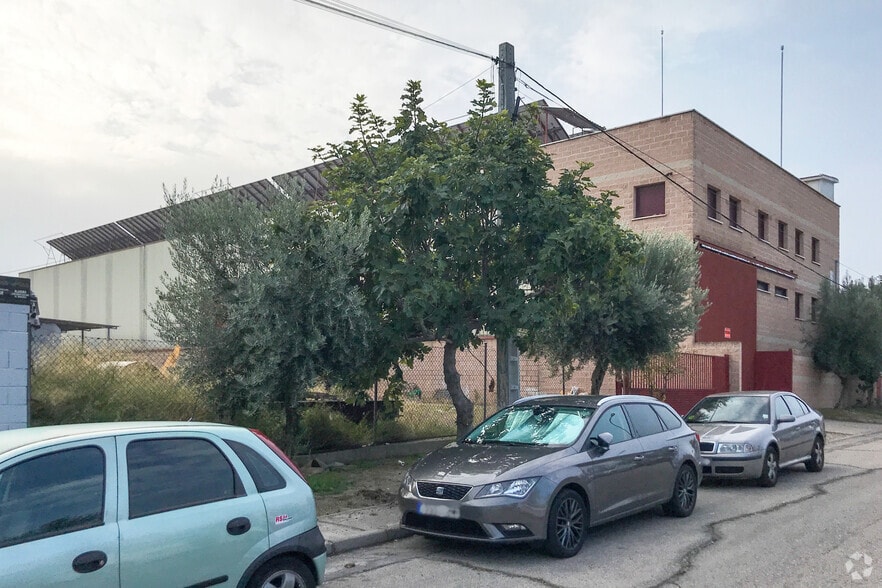 Calle del Uranio, 10, San Martín de la Vega, Madrid à louer - Photo de l’immeuble – Image 3 sur 3