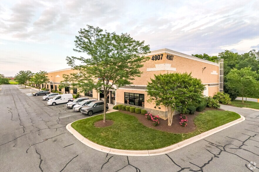 4907 International Blvd, Frederick, MD à louer - Photo de l’immeuble – Image 2 sur 4