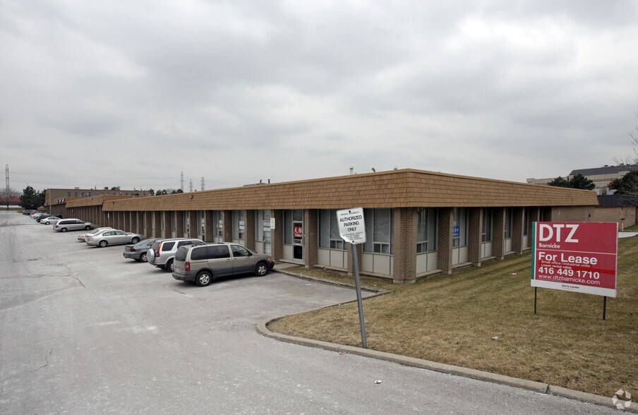 490-534 Mcnicoll Ave, Toronto, ON à louer - Photo de l’immeuble – Image 3 sur 5