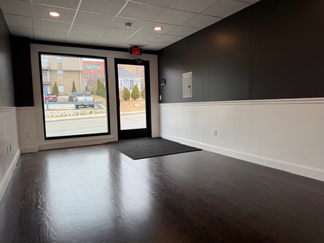 1648 Smith St, North Providence, RI à louer - Photo de l’immeuble – Image 2 sur 6