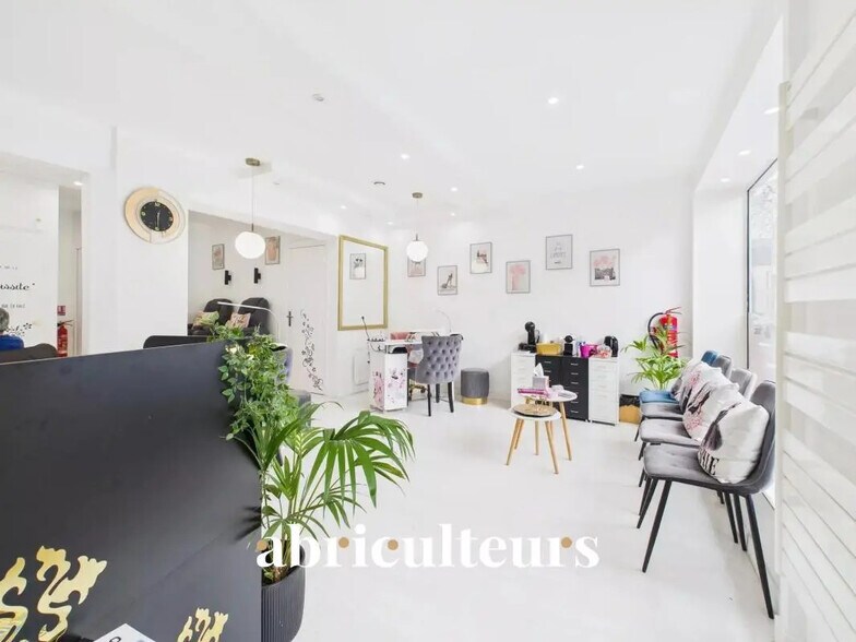 Local commercial dans Chartres à vendre - Photo de l’immeuble – Image 3 sur 10