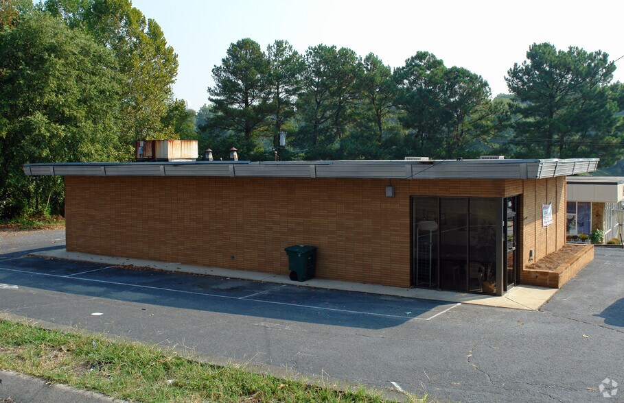 1231 Academy St, Winston-Salem, NC à vendre - Photo principale – Image 1 sur 4