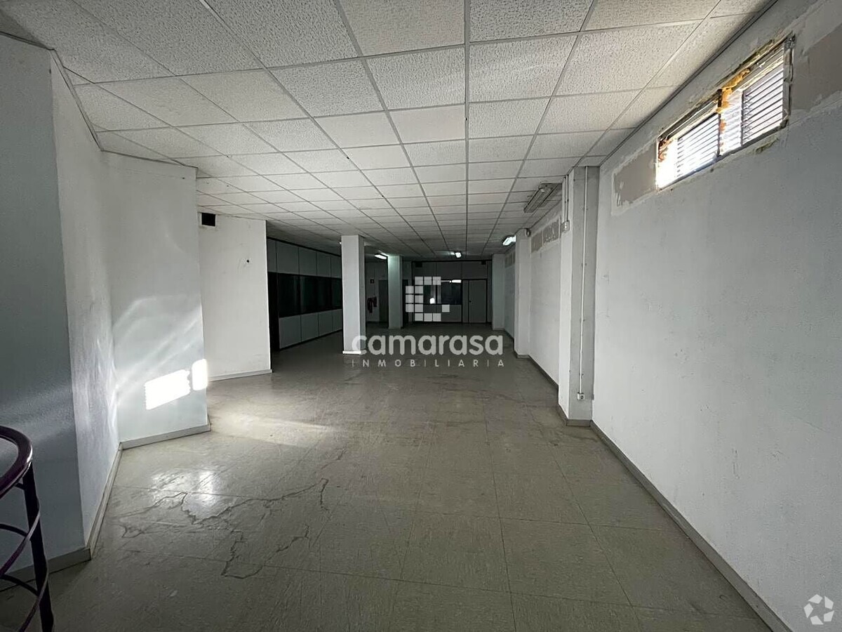 Paseo De San Roque, 38, Ávila, AVI 05003 - Lot Puerta L4, Esc. 1 -  - Photo intérieure - Image 1 of 3