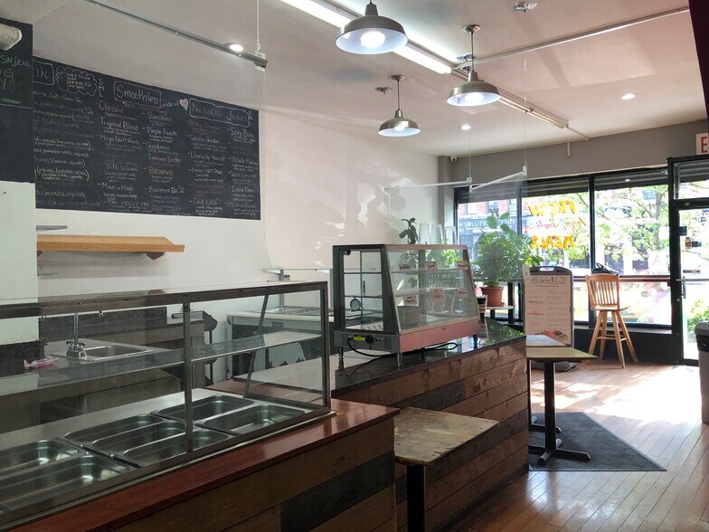 1209 Nostrand Ave, Brooklyn, NY à louer - Photo de l’immeuble – Image 3 sur 8