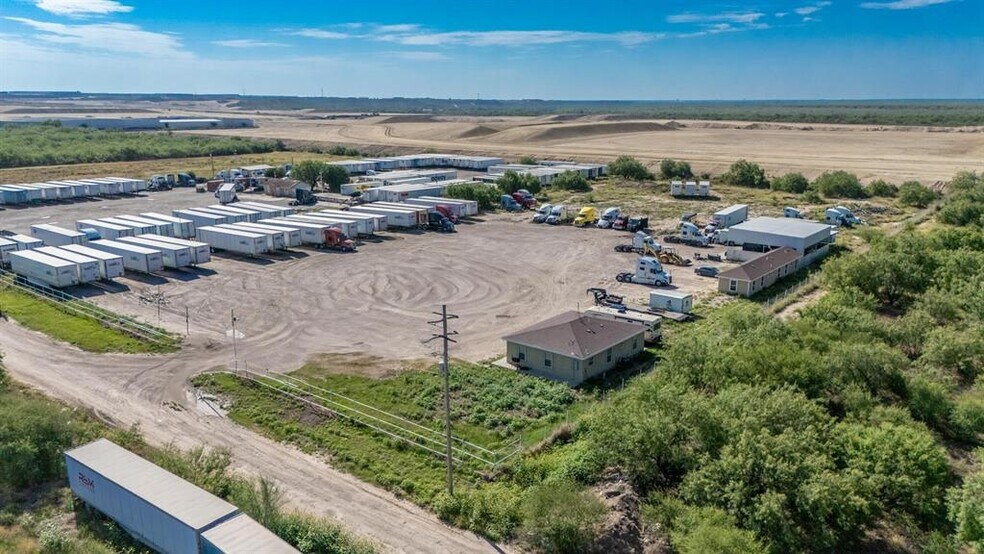 307 Sulfur Mine Road, Laredo, TX à vendre - Aérien – Image 3 sur 31