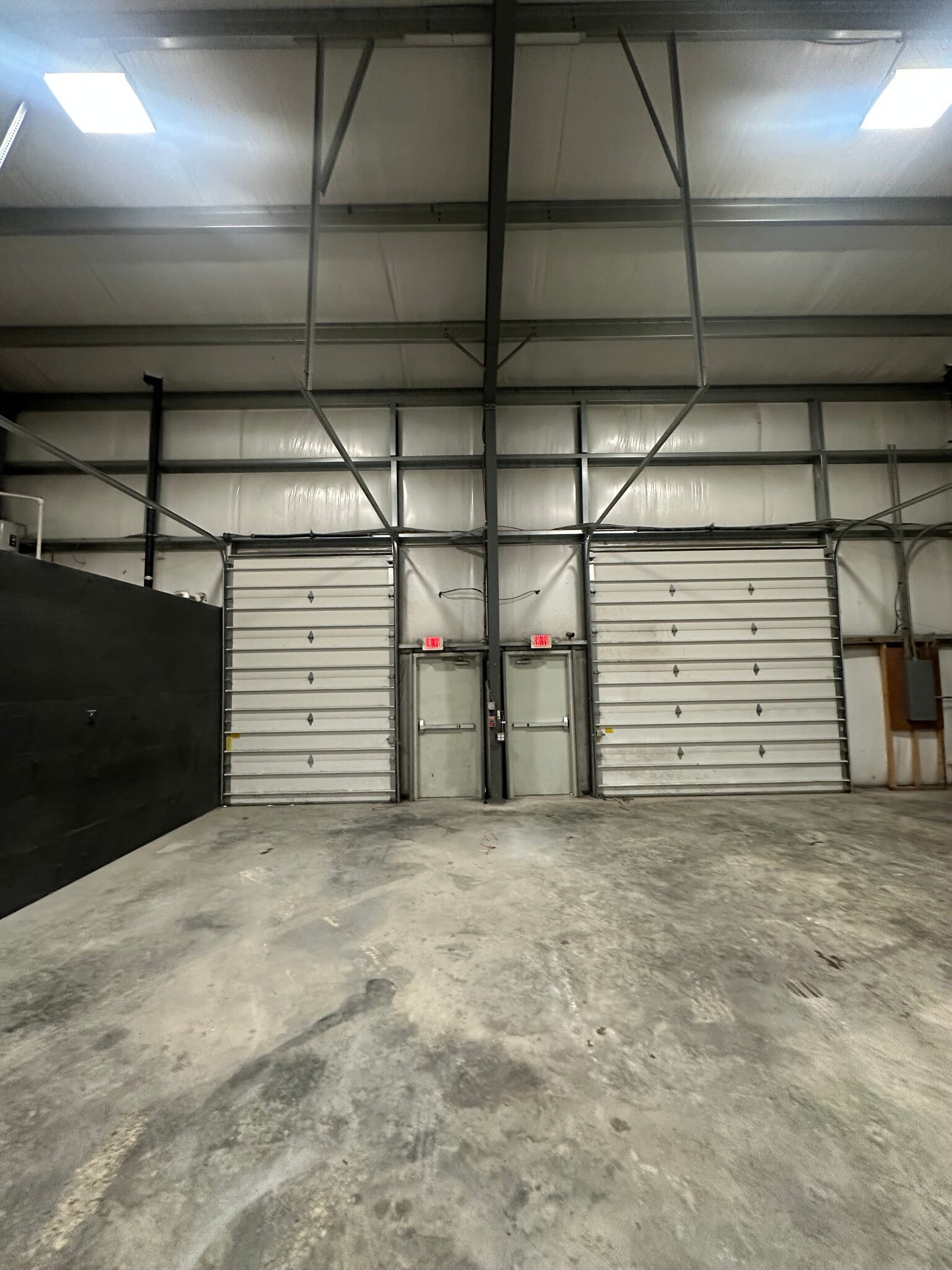 355 Wareham St, Middleboro, MA à louer Photo intérieure– Image 1 sur 7