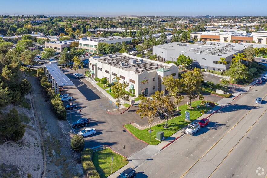 2400 Fenton St, Chula Vista, CA à louer - Aérien – Image 3 sur 4