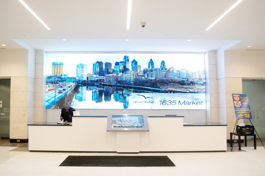 1635 Market St, Philadelphia, PA à louer - Hall d’entrée – Image 2 sur 5