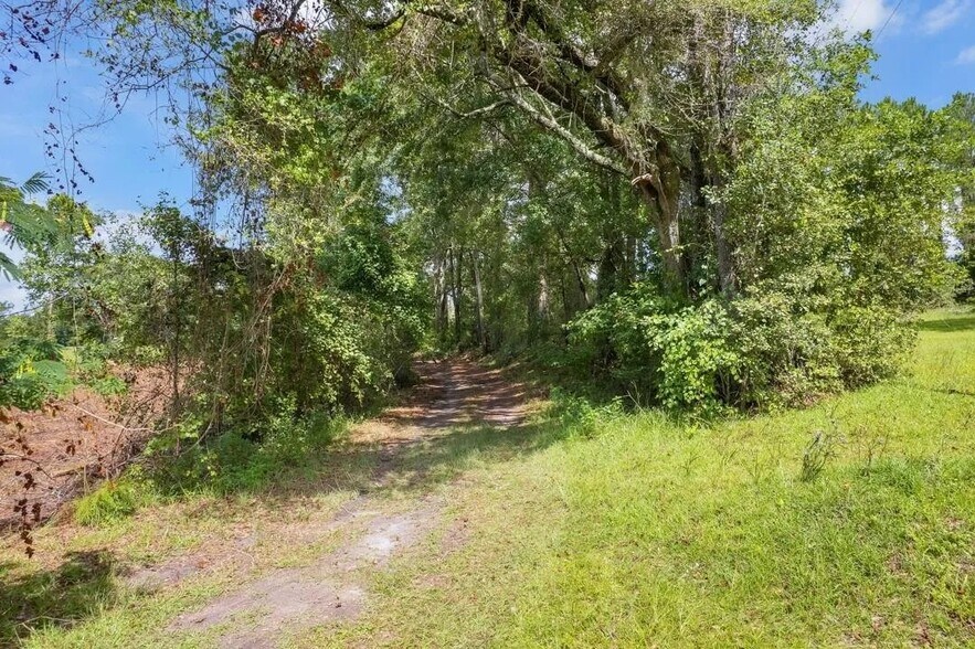 325 SW Durham Way, Greenville, FL à vendre - Photo de l’immeuble – Image 2 sur 19