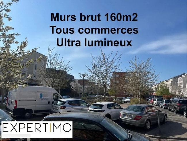 Plus de détails pour Local commercial à vendre