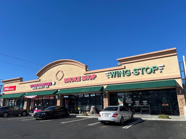 1685 Pacific Coast Hwy, Harbor City, CA à vendre - Photo de l’immeuble – Image 2 sur 7