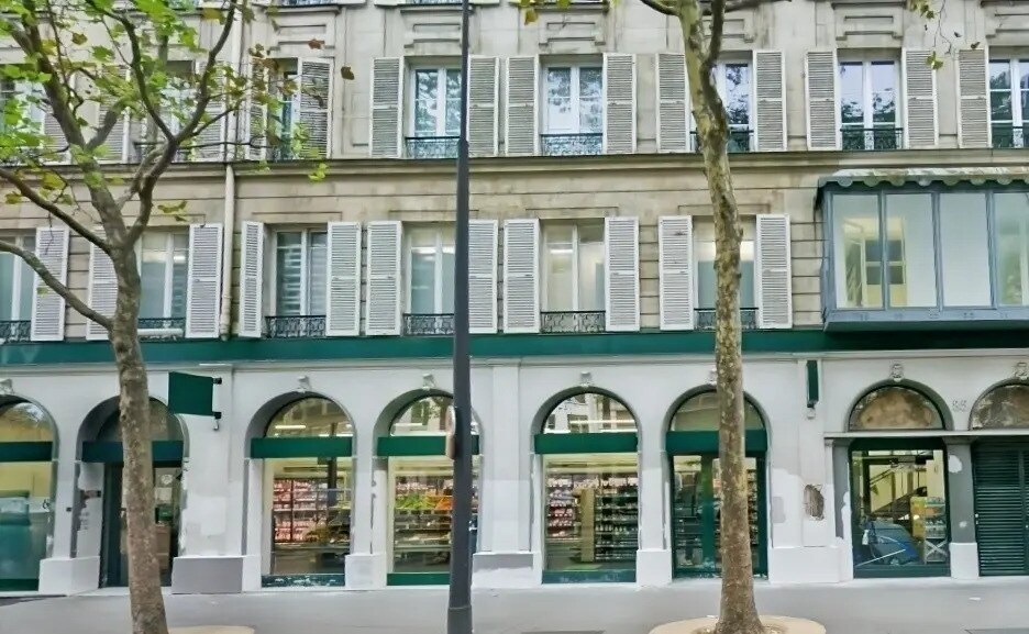 Local commercial dans Paris à louer - Photo de l’immeuble – Image 2 sur 9