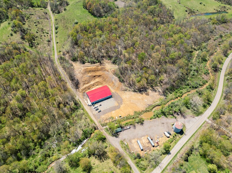 1157 Hope Rd NW, Mineral City, OH à vendre - Photo de l’immeuble – Image 2 sur 18