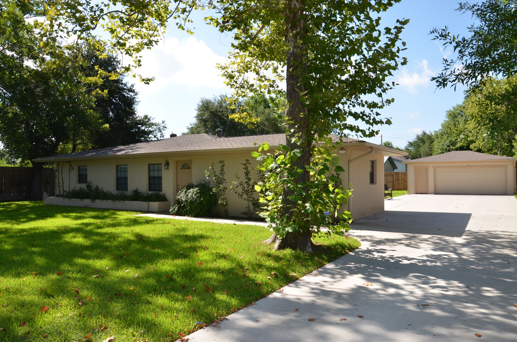 4119 Rose Way, Houston, TX à vendre Photo de l’immeuble– Image 1 sur 9