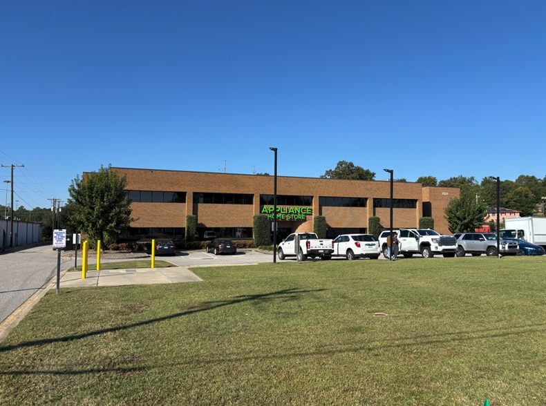 7227 parklane Rd, Columbia, SC à louer - Photo de l’immeuble – Image 2 sur 4