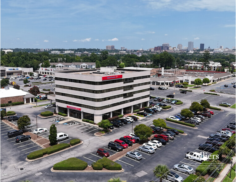 440 Knox Abbott Dr, Cayce, SC à louer - Photo de l’immeuble – Image 1 sur 1