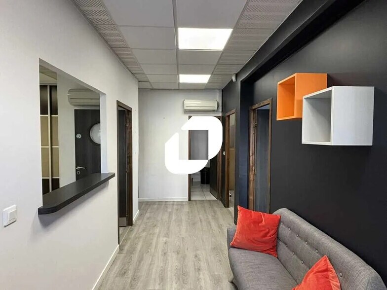 Bureau dans Lyon à vendre - Photo de l’immeuble – Image 3 sur 7