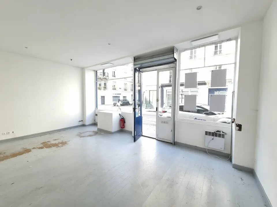 Local commercial dans Paris à louer Photo de l’immeuble– Image 1 sur 5