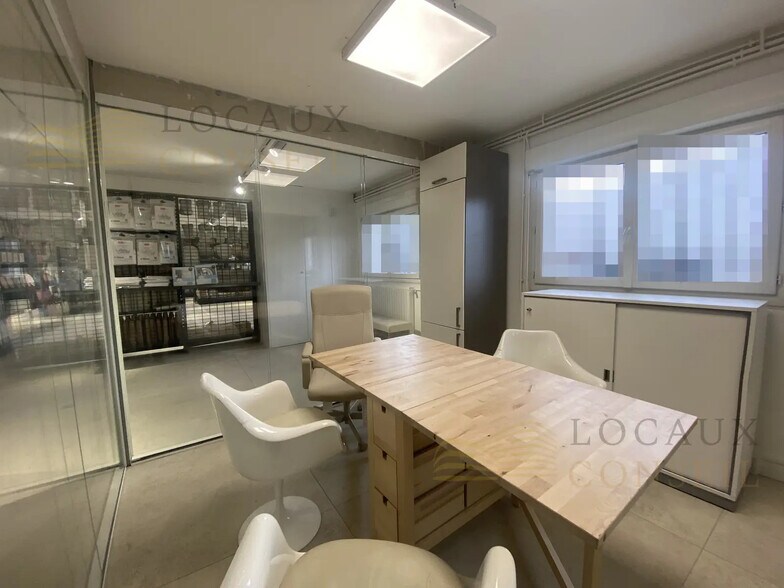 Local d’activités dans Argenteuil à louer - Photo de l’immeuble – Image 2 sur 6