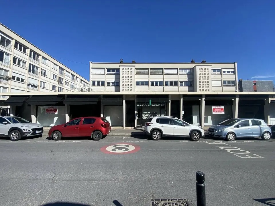 Local commercial dans Le Havre à louer Photo de l’immeuble– Image 1 sur 9