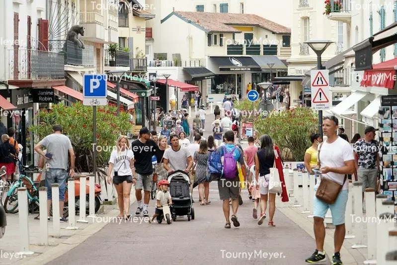 Local commercial dans Biarritz à louer Photo de l’immeuble– Image 1 sur 2