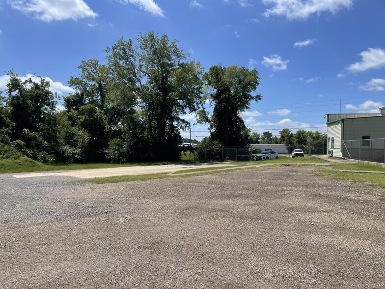 2721 E SH 31, Kilgore, TX à vendre - Photo de l’immeuble – Image 2 sur 9