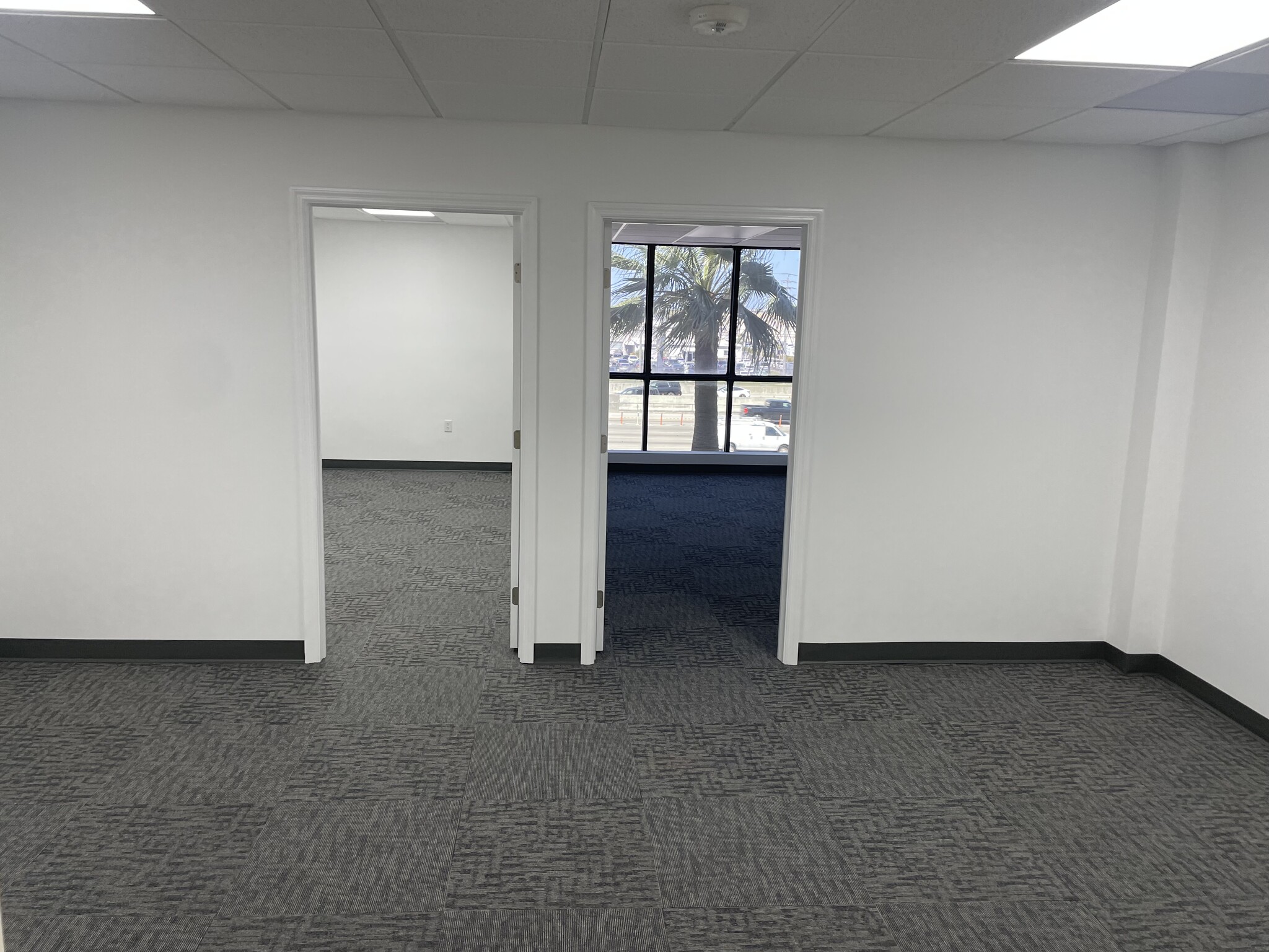 7506-7560 NW 70th St, Miami, FL à louer Photo intérieure– Image 1 sur 3