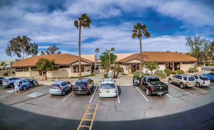 13925 W Meeker Blvd, Sun City West, AZ à louer - Photo de l’immeuble – Image 2 sur 5