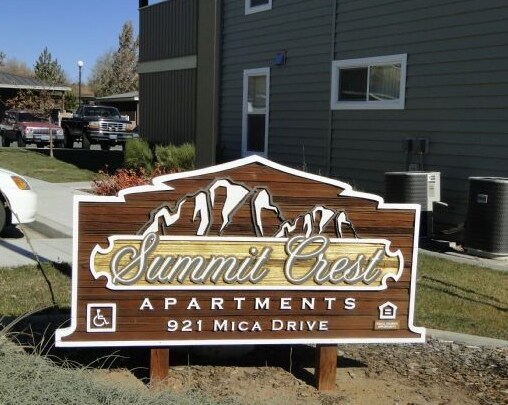 921 Mica Dr, Carson City, NV à vendre - Photo de l’immeuble – Image 3 sur 8