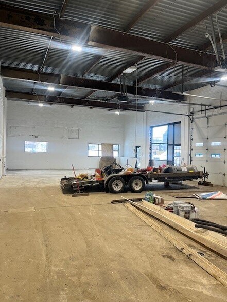7210 Carnegie Ave, Cleveland, OH à louer - Photo de l’immeuble – Image 3 sur 5