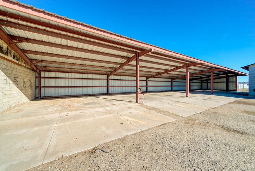702 S Main St, Yerington, NV à vendre - Photo de l’immeuble – Image 3 sur 12