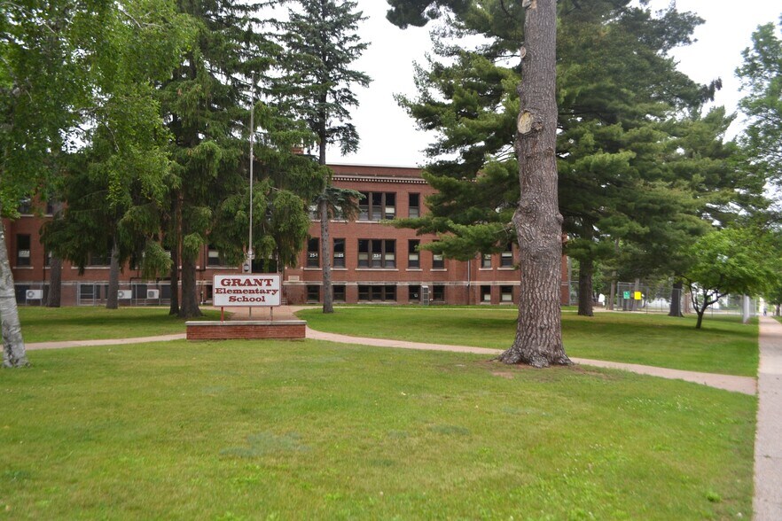 500 N 4th Ave, Wausau, WI à vendre - Photo de l’immeuble – Image 2 sur 53