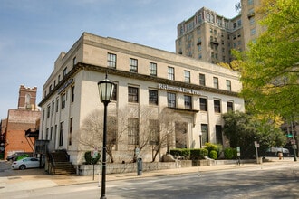 422 E Franklin St, Richmond, VA à louer Photo intérieure– Image 2 sur 6