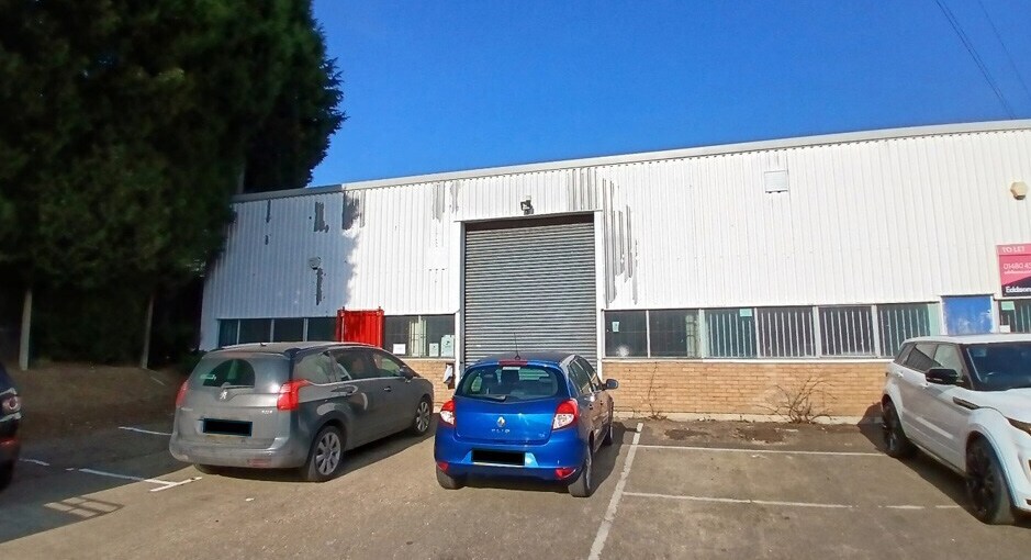 St Margarets Way, Huntingdon à louer Photo de l’immeuble– Image 1 sur 5