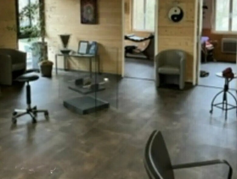Bureau dans BRIVE-LA-GAILLARDE à louer - Photo de l’immeuble – Image 2 sur 2