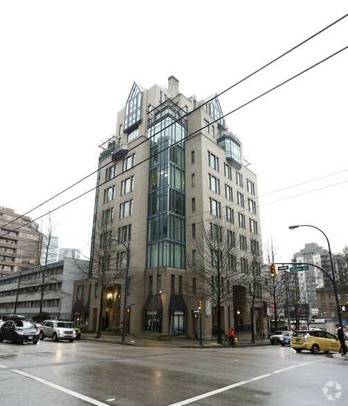 1080 Howe St, Vancouver, BC à vendre - Photo de l’immeuble – Image 3 sur 19