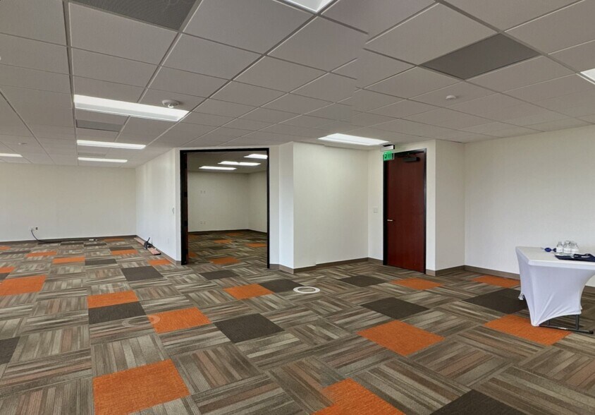 404 Camino del Rio S, San Diego, CA à louer - Numérisation 3D Matterport – Image 3 sur 18