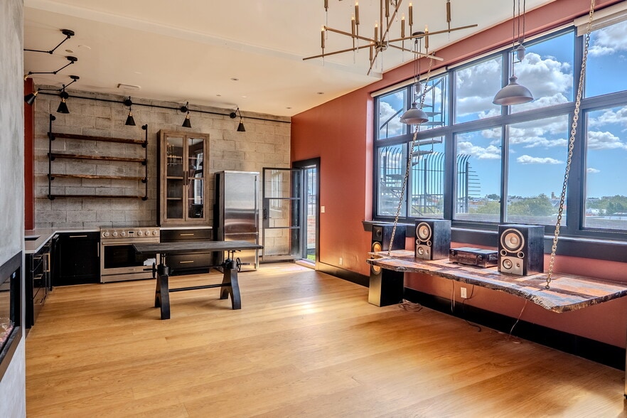 231 Norman Ave, Brooklyn, NY à vendre - Photo intérieure – Image 1 sur 19