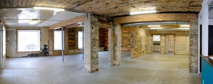 408 W Main St, Benton Harbor, MI à louer Photo intérieure– Image 1 sur 49